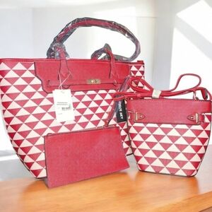 VEGAN 3 piece Red & Tan LG Bucket Purse, SM Bucket & Cosmetic Case